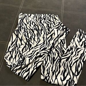 ZYIA Black and White Zebra Print Leggings